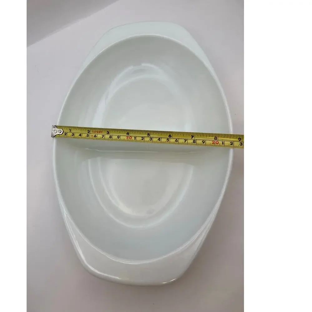 Vintage Pyrex Opal Milk Glass Oval Divided Baking Serving Dish 1.5 QT (1063)
